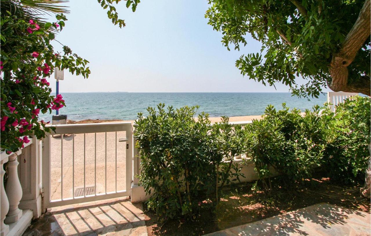 Amazing home in Santa Pola w/ 5 Bedrooms Buitenkant foto