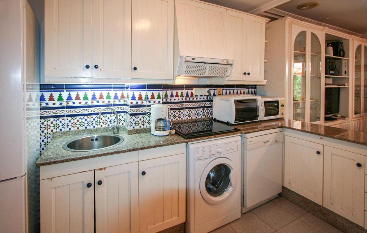 Amazing home in Santa Pola w/ 5 Bedrooms Buitenkant foto
