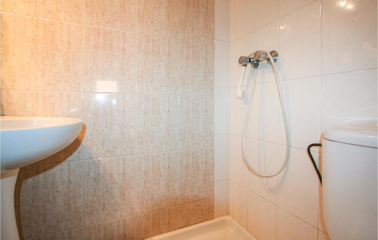 Amazing home in Santa Pola w/ 5 Bedrooms Buitenkant foto
