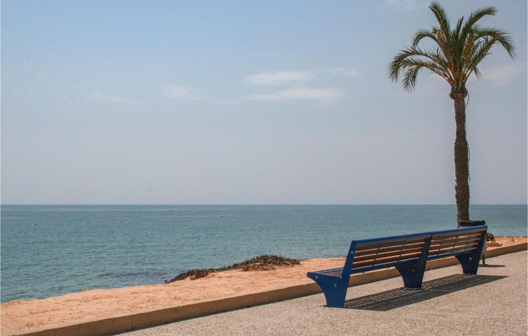Amazing home in Santa Pola w/ 5 Bedrooms Buitenkant foto